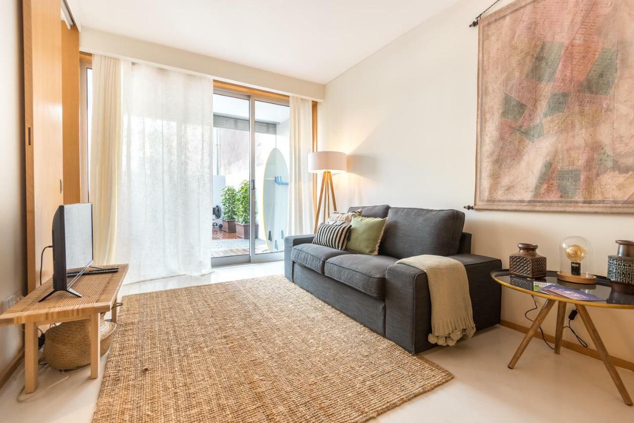 By The Sea With Large Private Terrace Apartment *